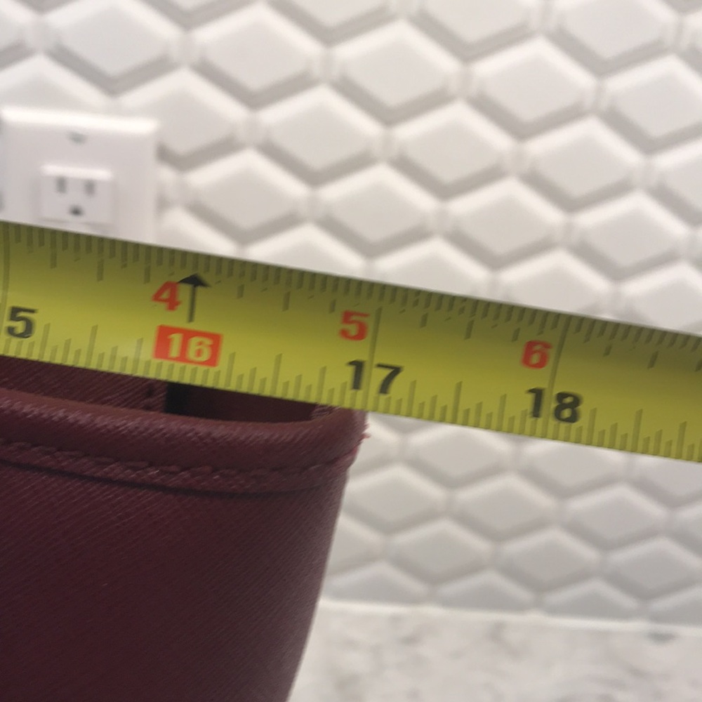 Michael Kors burgundy tote. - Picture 6 of 16